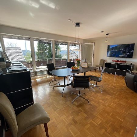 Appartement Region Esslingen - Naehe Messe - Flughafen - Stuttgart - Wohnen Und Arbeiten Auf Zeit In 120M2 Wohlfuehlatmosphaere - Ab 3 Uebernachtungen - Geeignet Fuer 4 Pers Incl Kinder - Beistellbett Moeglich - Kinder Und Tiere Willkommen - Garage F Altbach Exterior foto