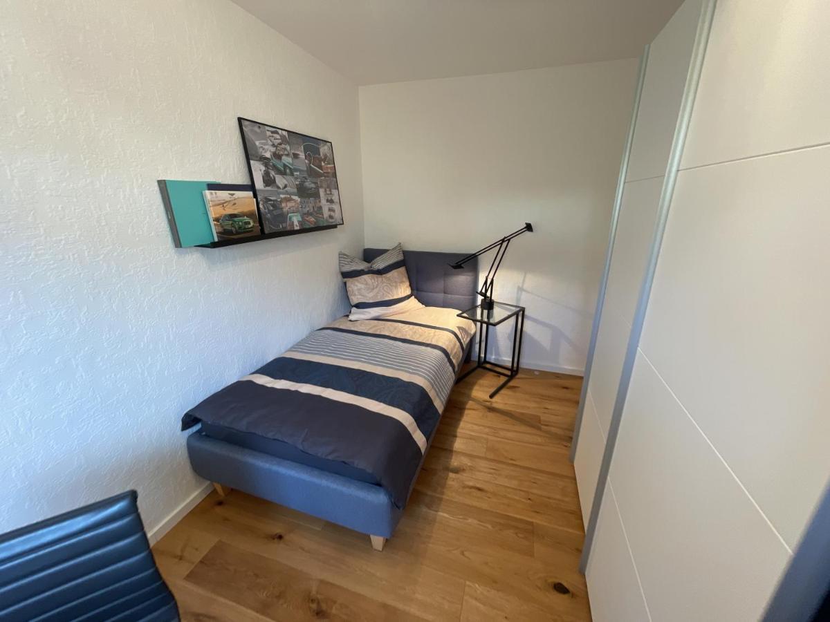 Appartement Region Esslingen - Naehe Messe - Flughafen - Stuttgart - Wohnen Und Arbeiten Auf Zeit In 120M2 Wohlfuehlatmosphaere - Ab 3 Uebernachtungen - Geeignet Fuer 4 Pers Incl Kinder - Beistellbett Moeglich - Kinder Und Tiere Willkommen - Garage F Altbach Exterior foto